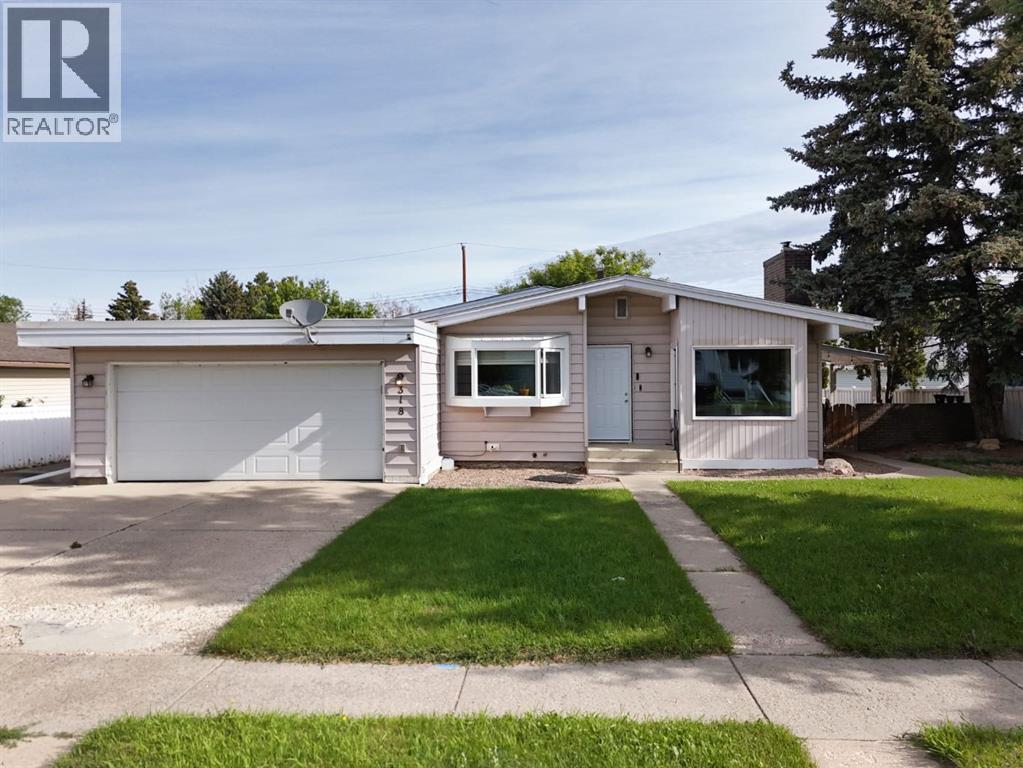 318 53rd Avenue E, claresholm, Alberta