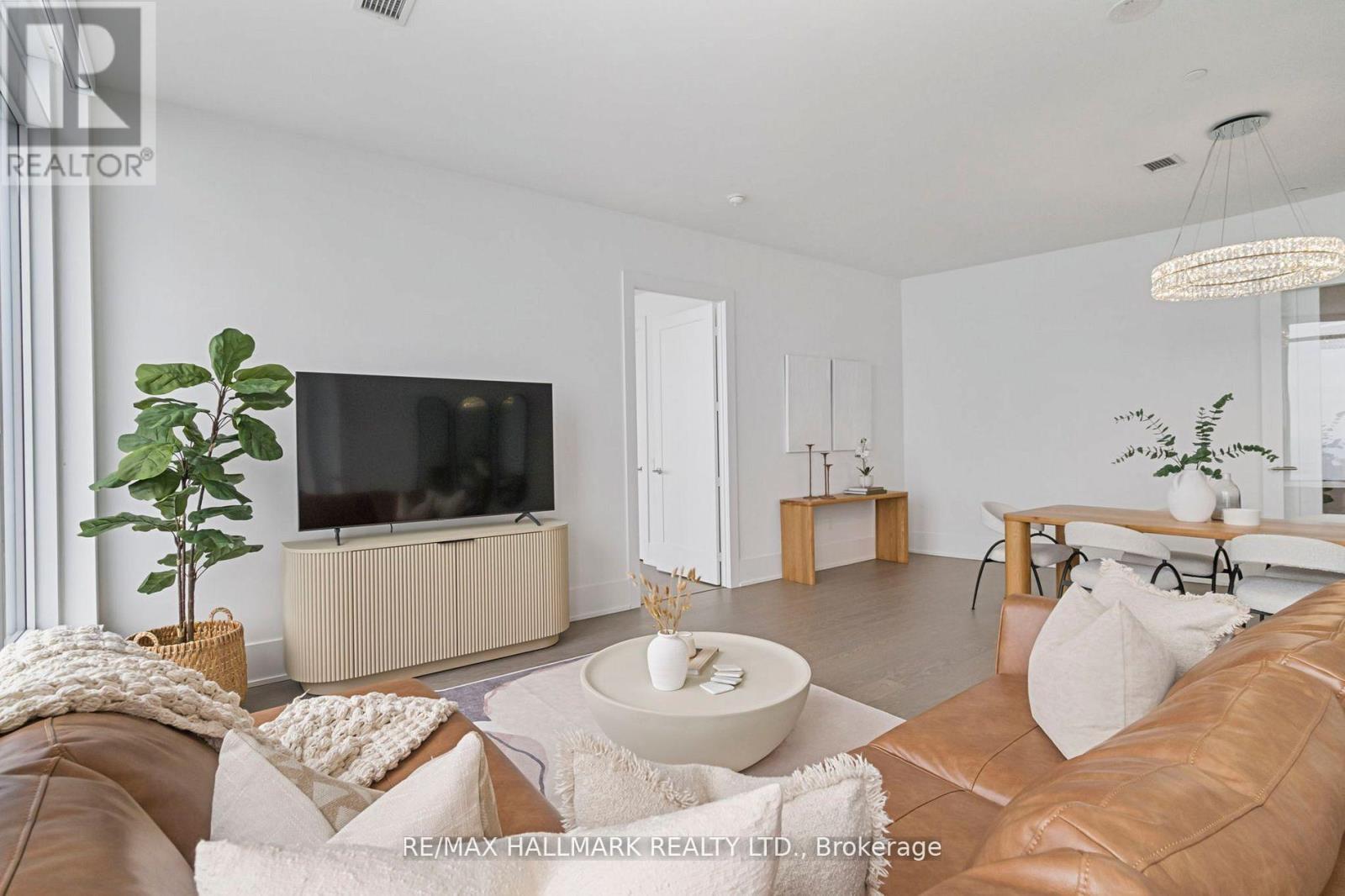 6805 - 10 York Street, Toronto, Ontario  M5J 2Z2 - Photo 12 - C13505908