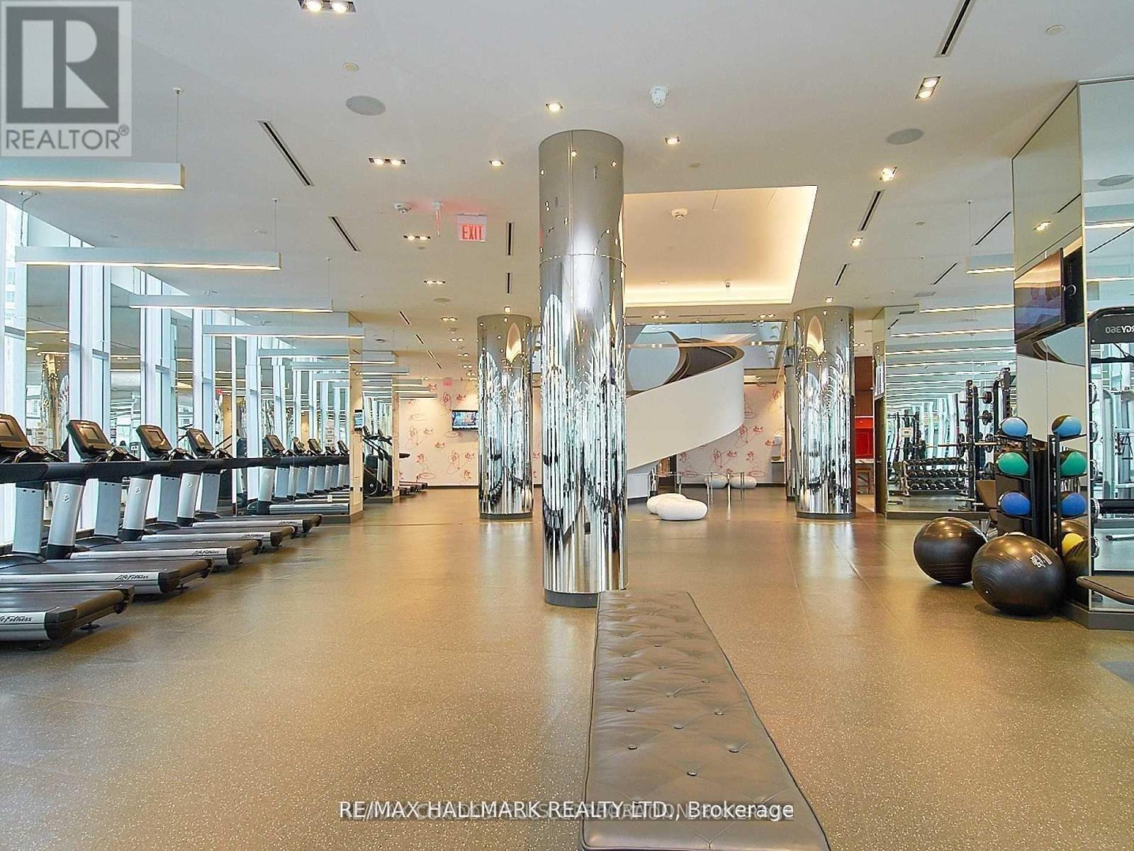 6805 - 10 York Street, Toronto, Ontario  M5J 2Z2 - Photo 38 - C13505908
