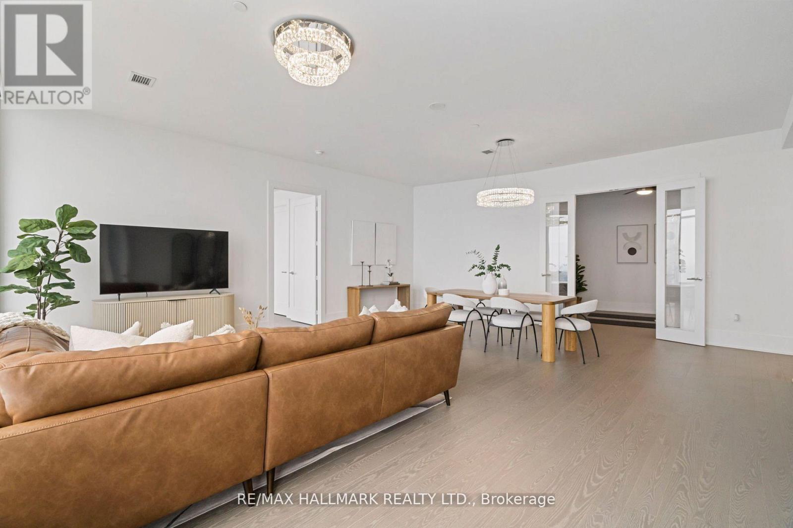 6805 - 10 York Street, Toronto, Ontario  M5J 2Z2 - Photo 8 - C13505908