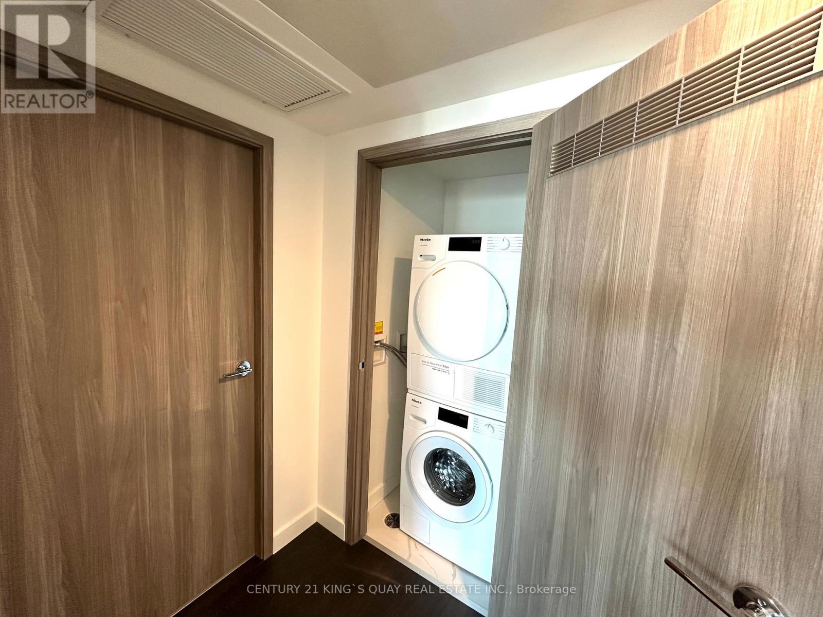 5315 - 3 Concord Cityplace Way, Toronto, Ontario  M5V 0X4 - Photo 12 - C13506092