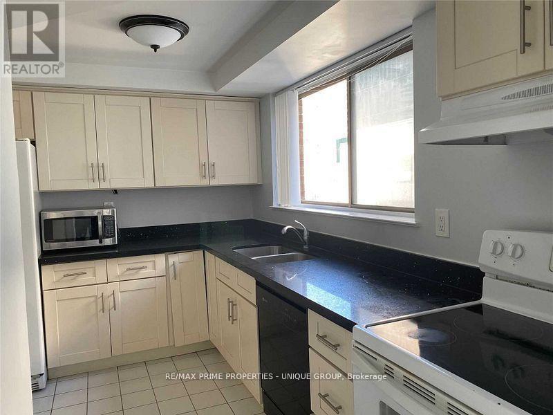 606 - 44 Gerrard Street W, Toronto, Ontario  M5G 2K2 - Photo 4 - C13506114