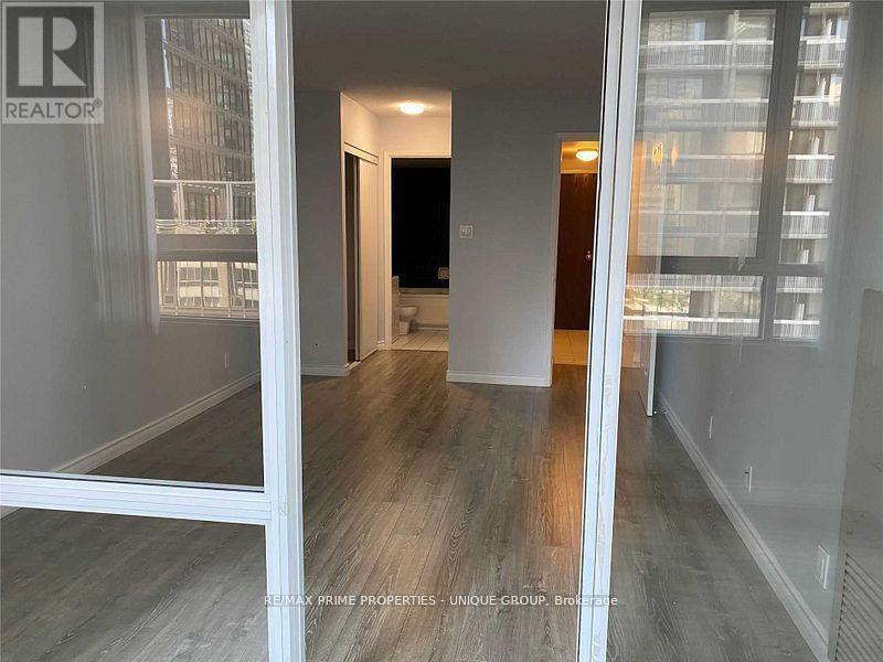 606 - 44 Gerrard Street W, Toronto, Ontario  M5G 2K2 - Photo 8 - C13506114
