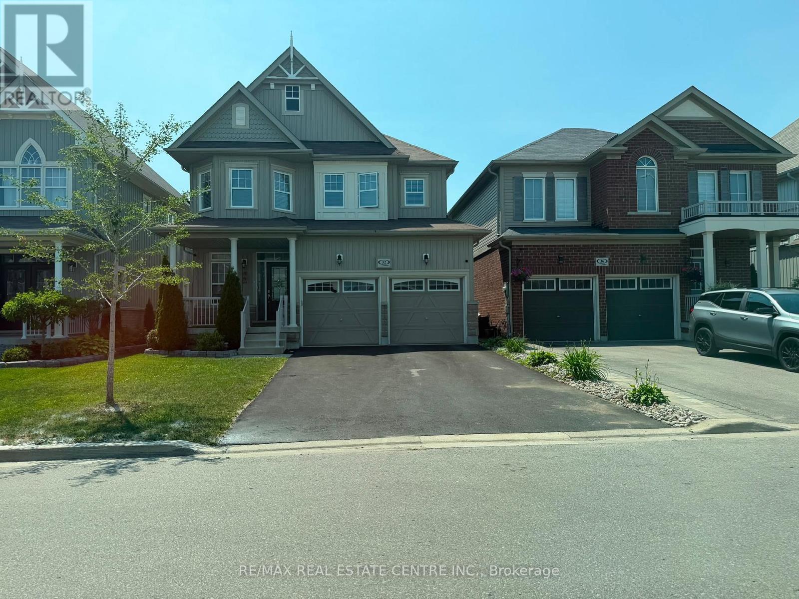 32 RAY RICHARDS STREET, Clarington, Ontario