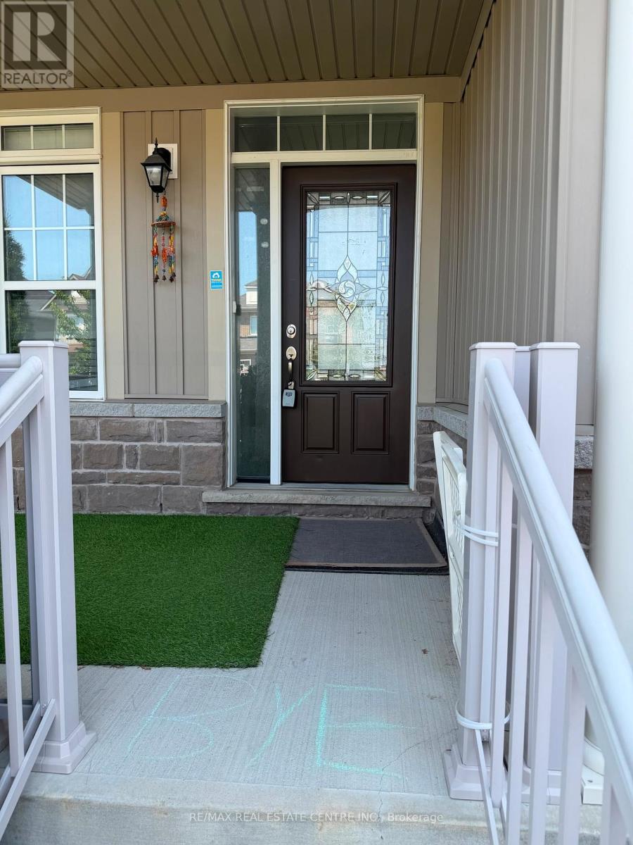 32 Ray Richards Street, Clarington, Ontario  L1C 0S9 - Photo 3 - E13505872