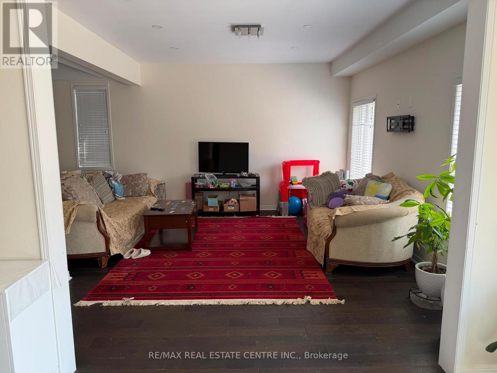 32 Ray Richards Street, Clarington, Ontario  L1C 0S9 - Photo 6 - E13505872