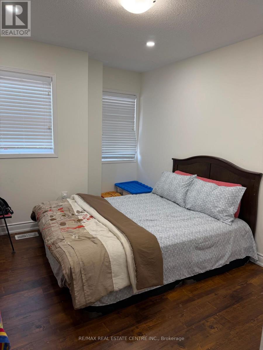 32 Ray Richards Street, Clarington, Ontario  L1C 0S9 - Photo 9 - E13505872