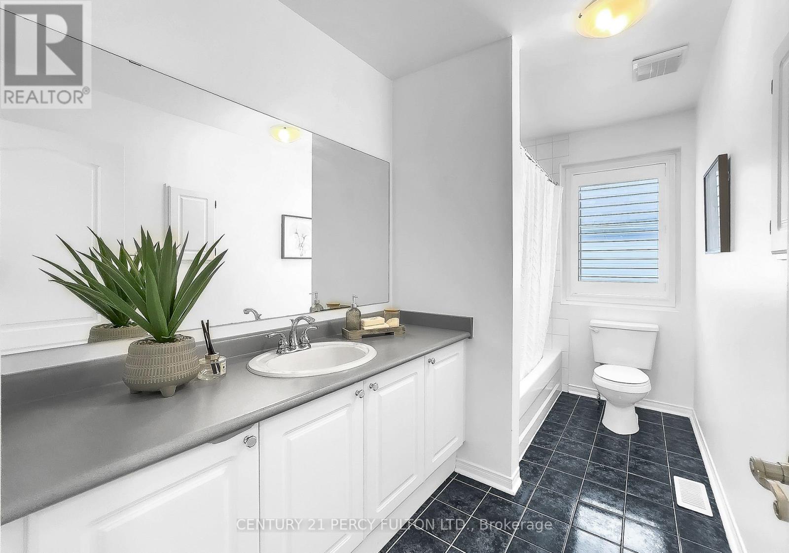 40 Southwell Avenue, Whitby, Ontario  L1P 1N4 - Photo 37 - E13505972