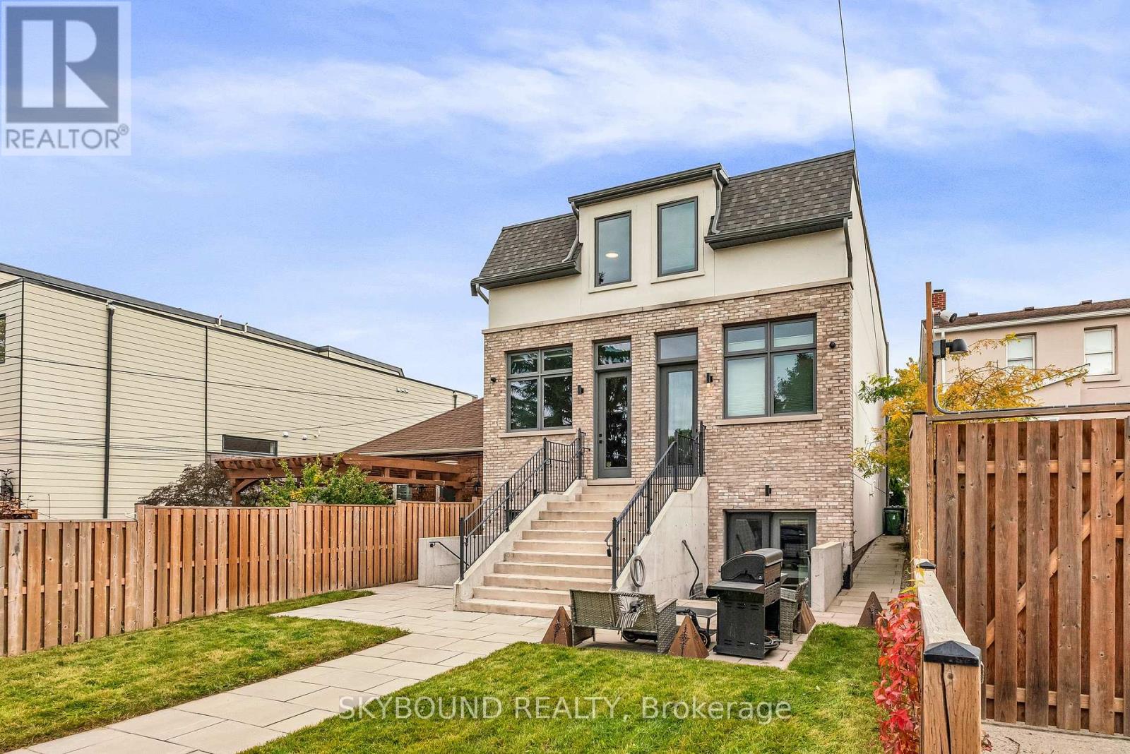 B - 323 Mortimer Avenue, Toronto, Ontario  M4J 2C9 - Photo 37 - E13506036