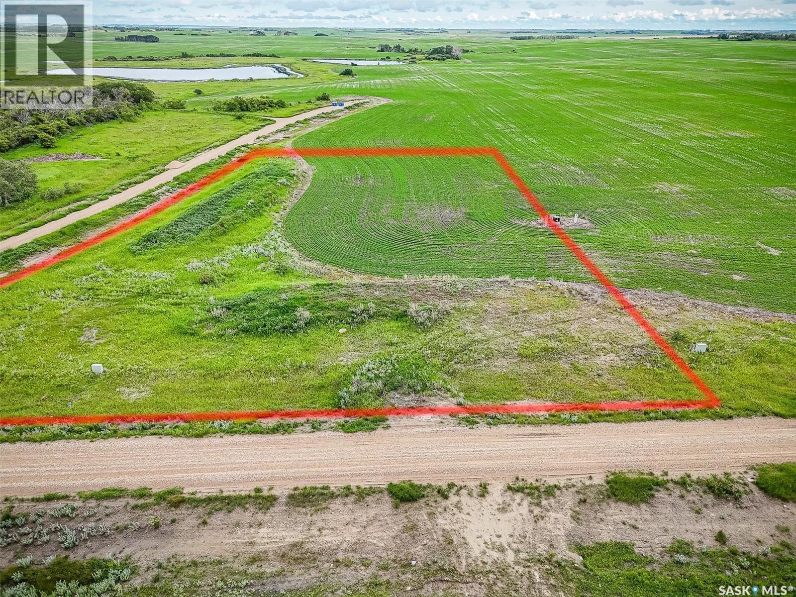 15 Meadowlark Crescent, Blucher Rm No. 343, Saskatchewan  S7B 0A5 - Photo 2 - SK041117