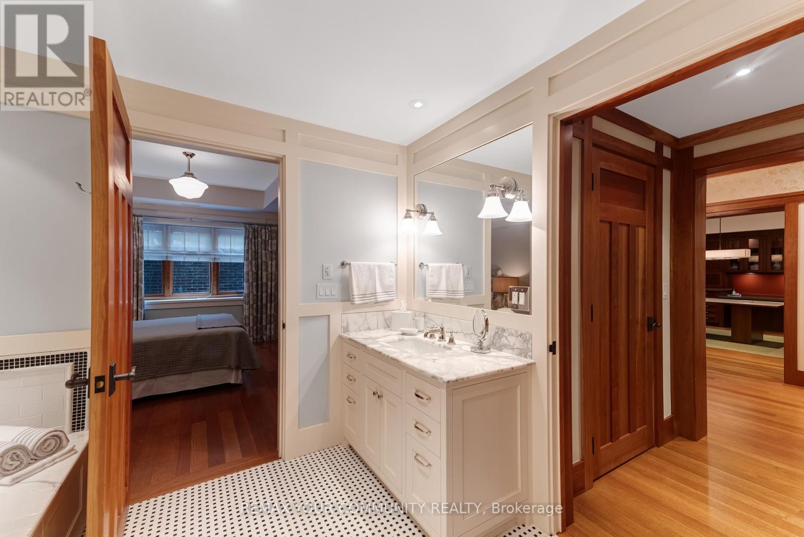 84 Centre Street W, Richmond Hill, Ontario  L4C 3P7 - Photo 36 - N13505932