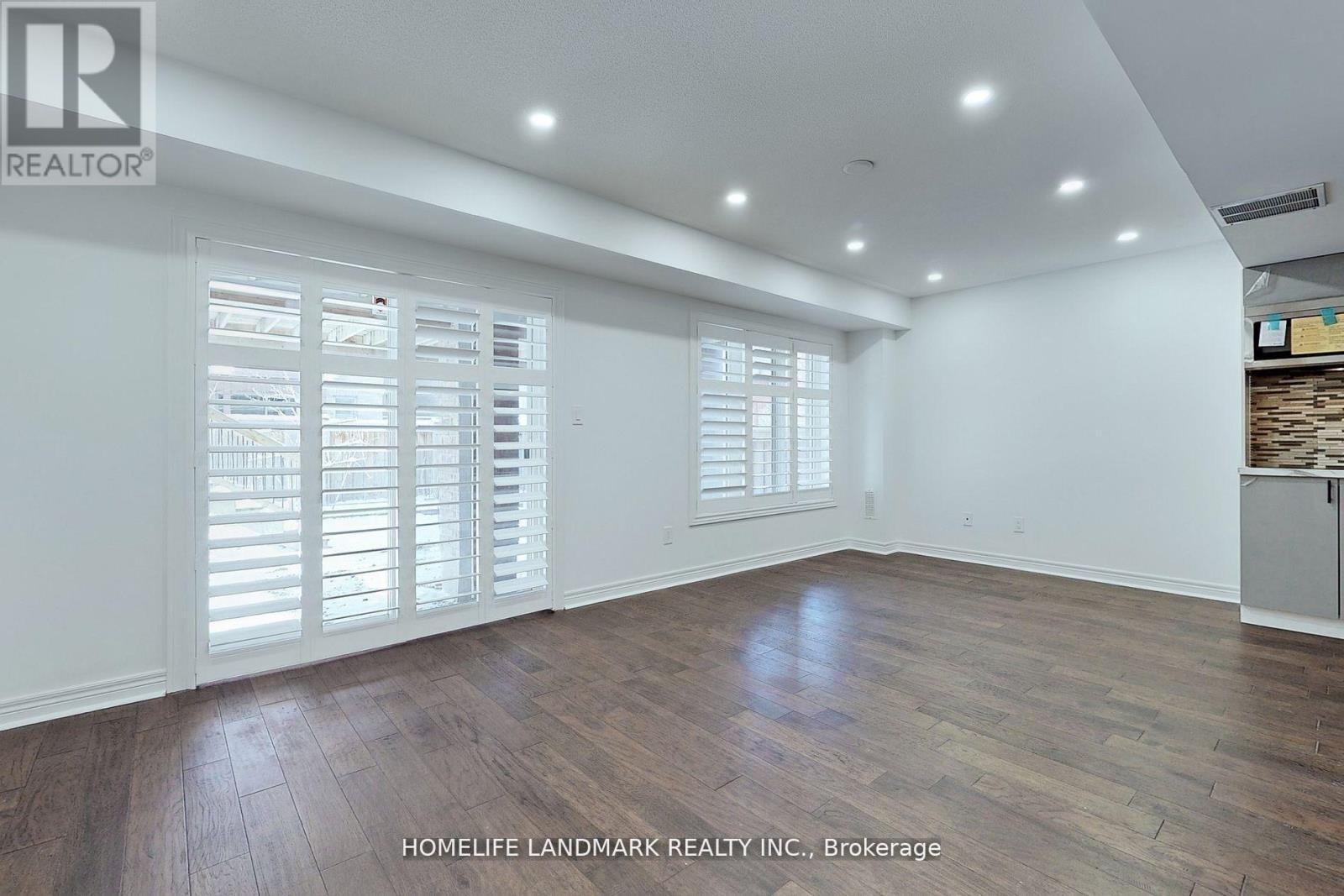 61 Rumsey Road, Vaughan, Ontario  L6A 4L8 - Photo 2 - N13505960
