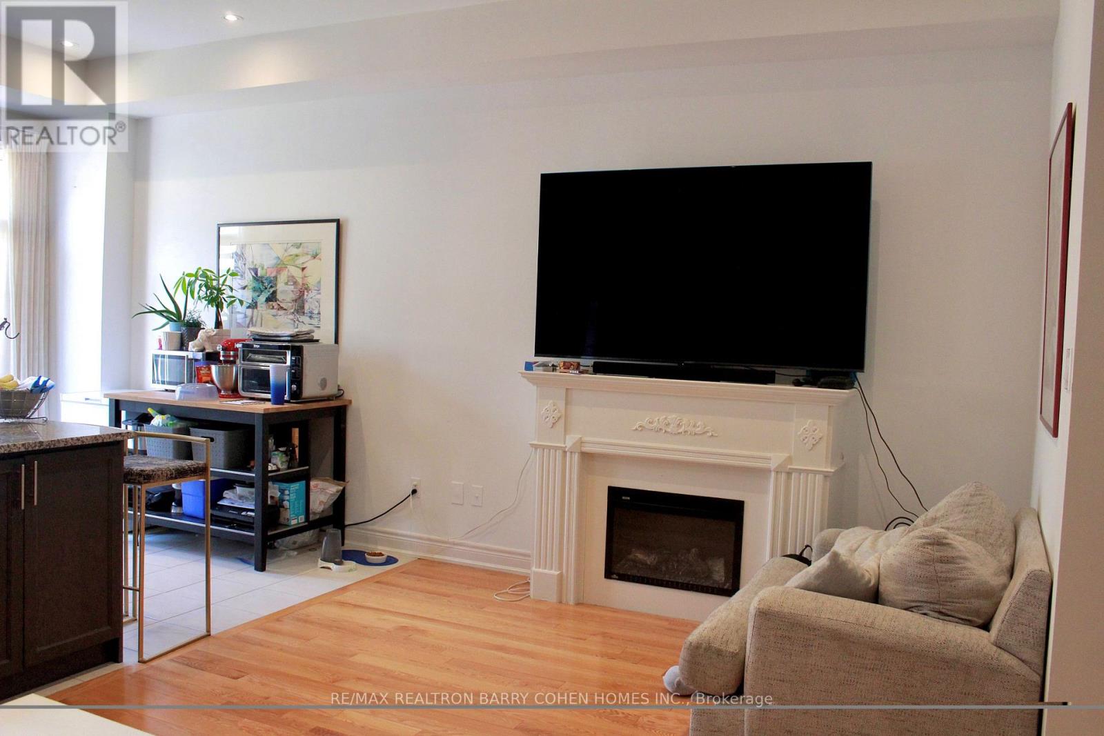19 Latchford Lane S, Richmond Hill, Ontario  L4C 7V6 - Photo 6 - N13505978