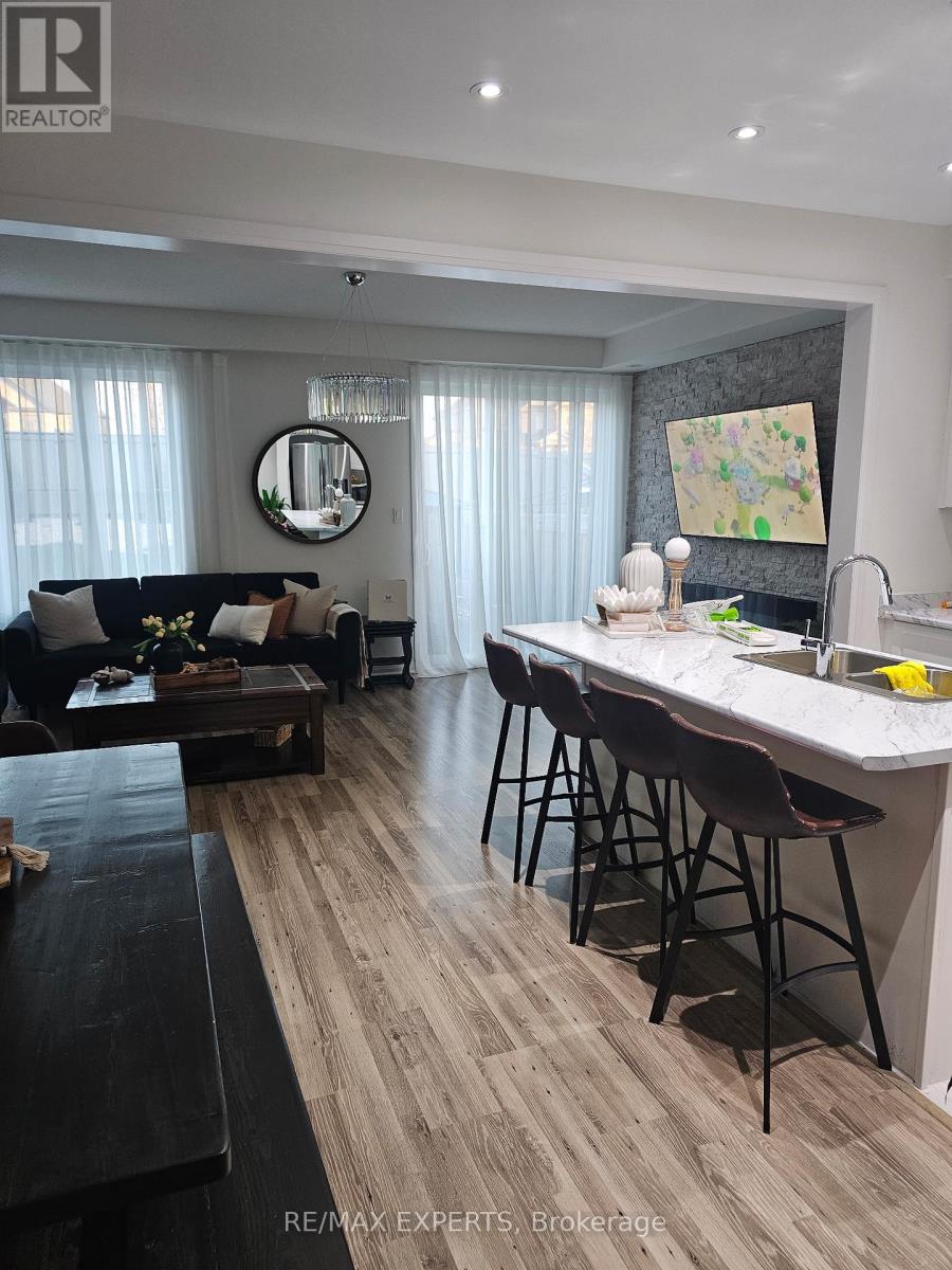 45 Casserley Crescent, New Tecumseth (Tottenham), Ontario L0G 1W0 - Photo 8 - N13506062