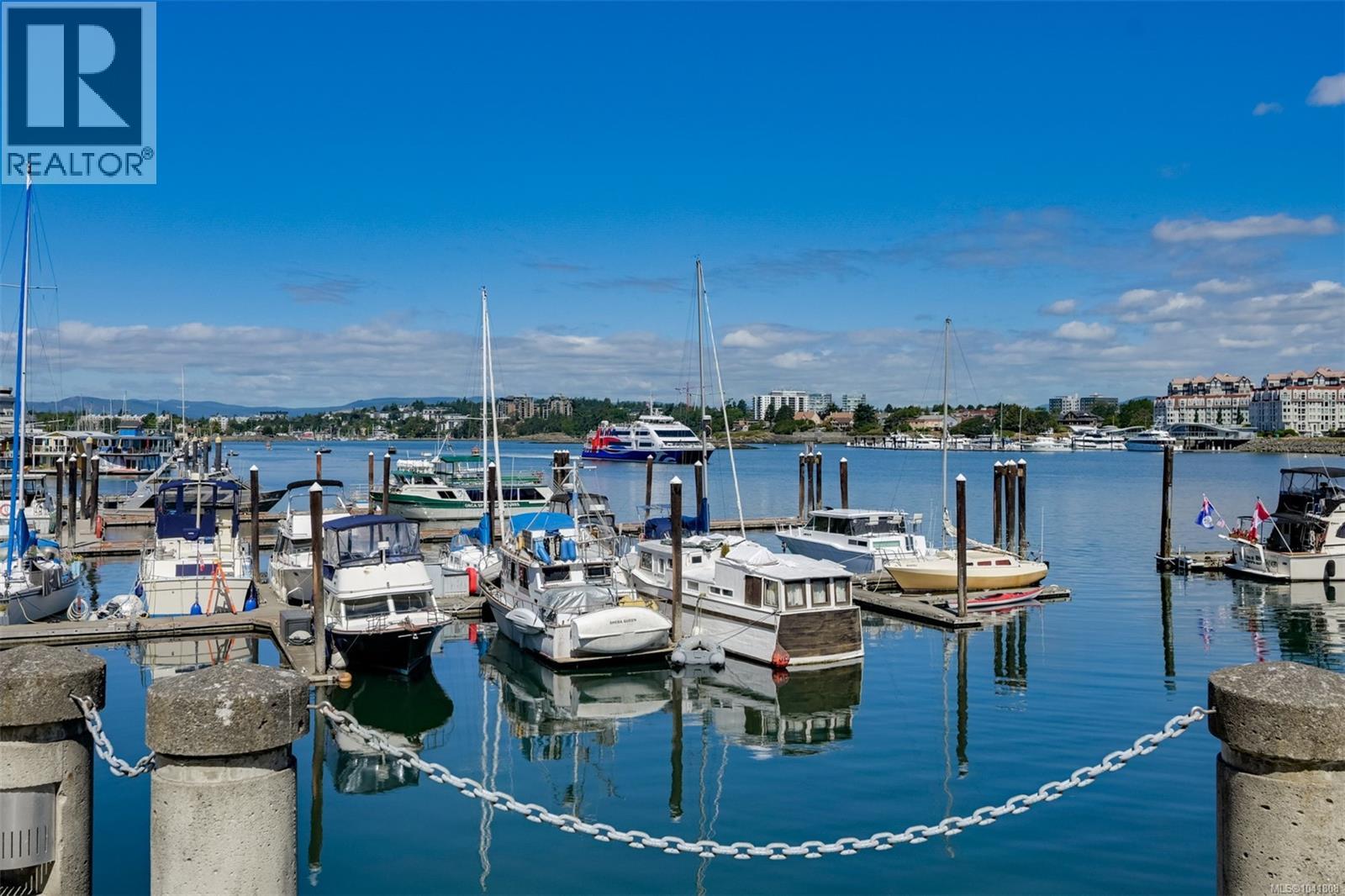 Listing image 42