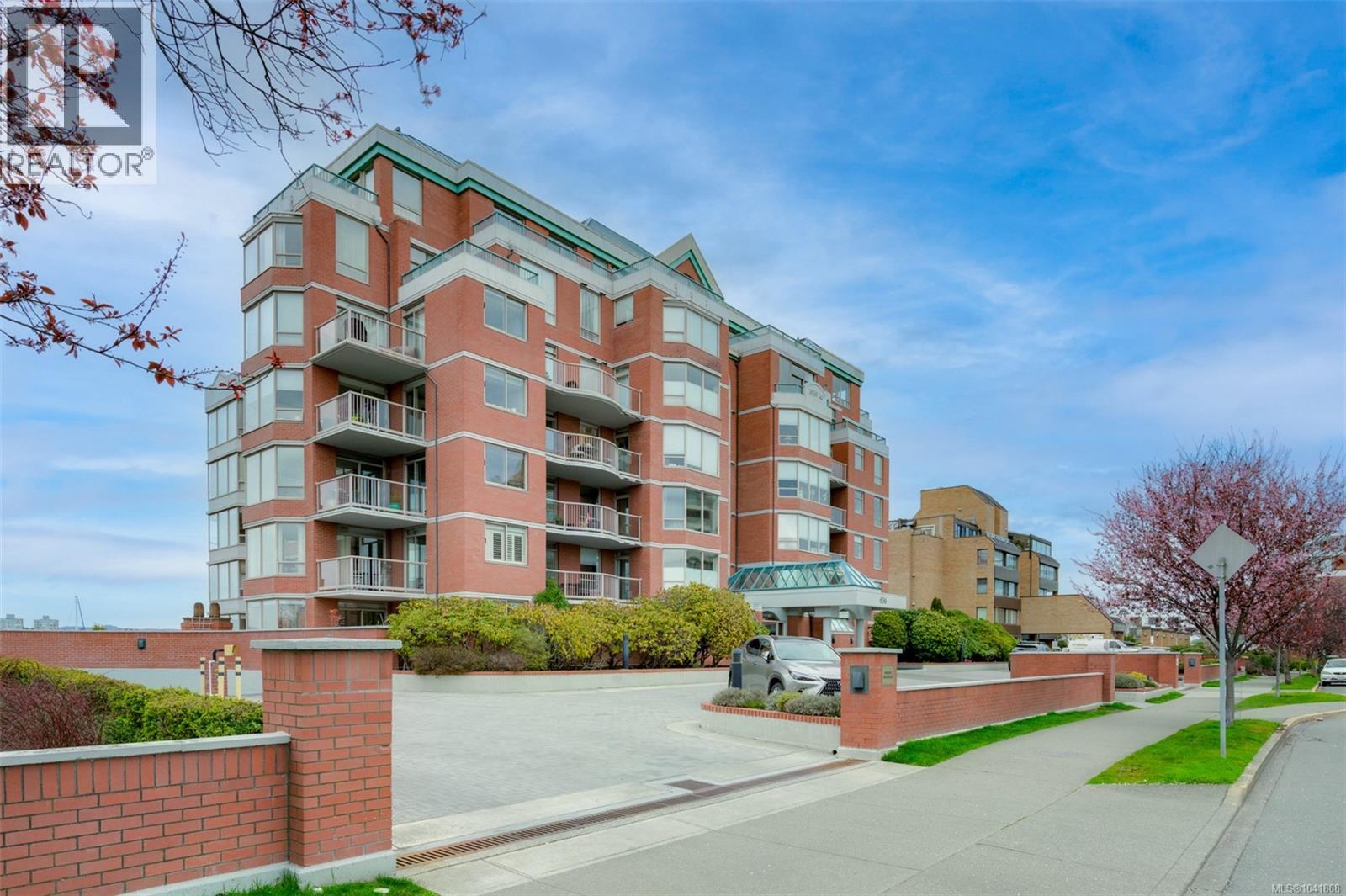 Listing image 53