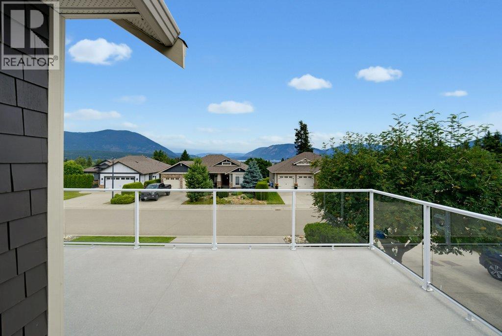 1080 23 Avenue SW, Salmon Arm, British Columbia  V1E 0A9 - Photo 34 - 10391934