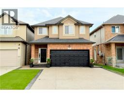 89 MEDICI Lane, Hamilton, Ontario