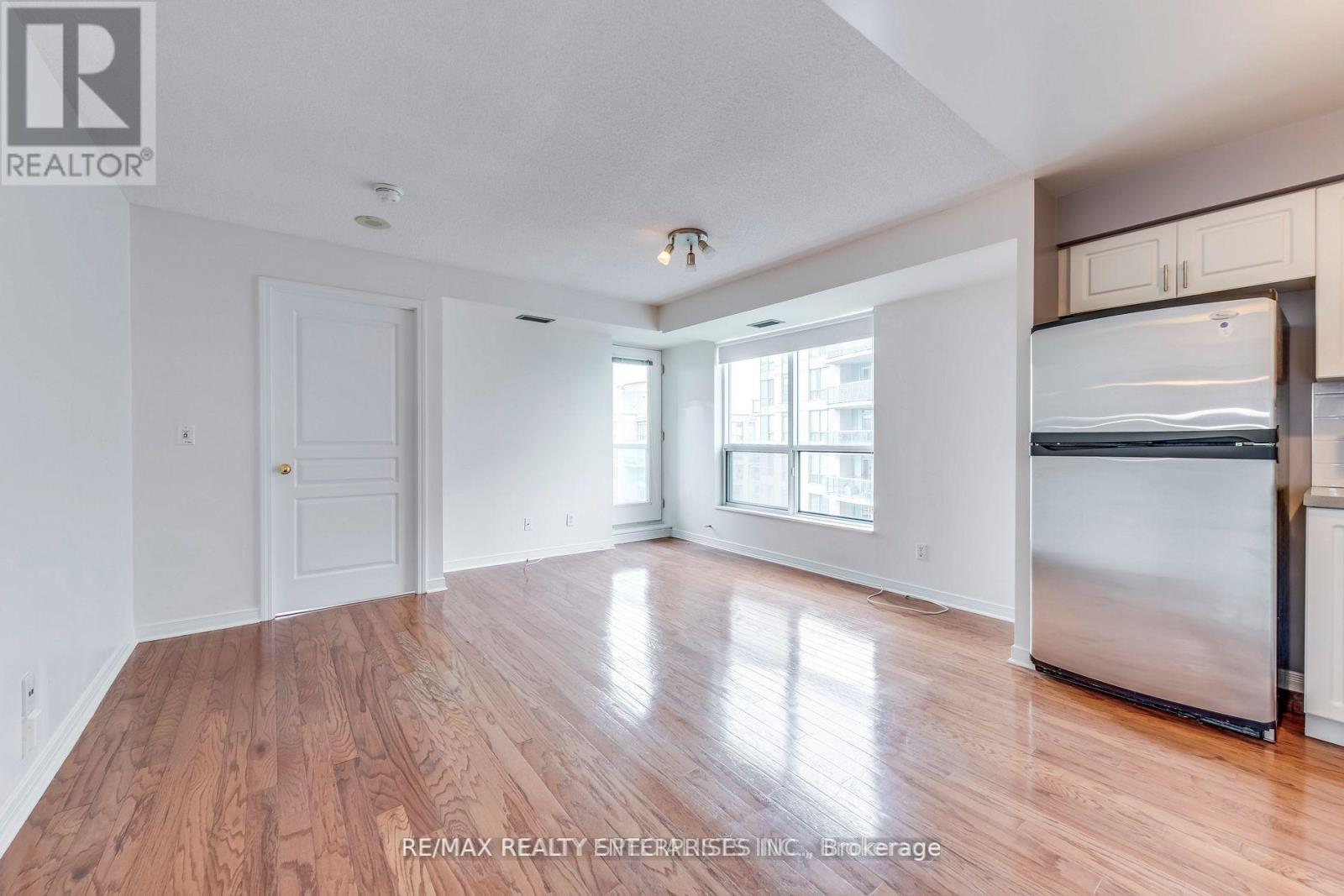 1409 - 2545 ERIN CENTRE BOULEVARD N - Photo 11