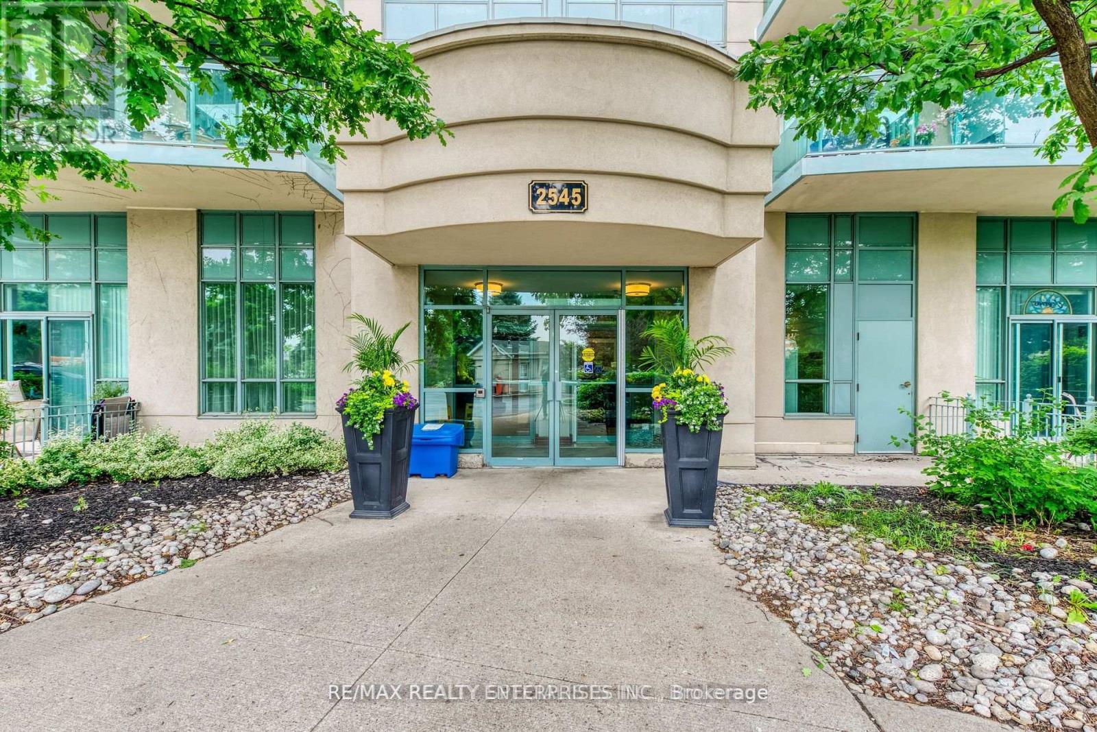 1409 - 2545 ERIN CENTRE BOULEVARD N - Photo 2