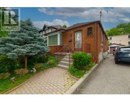 6 BOYD AVENUE, Toronto, Ontario
