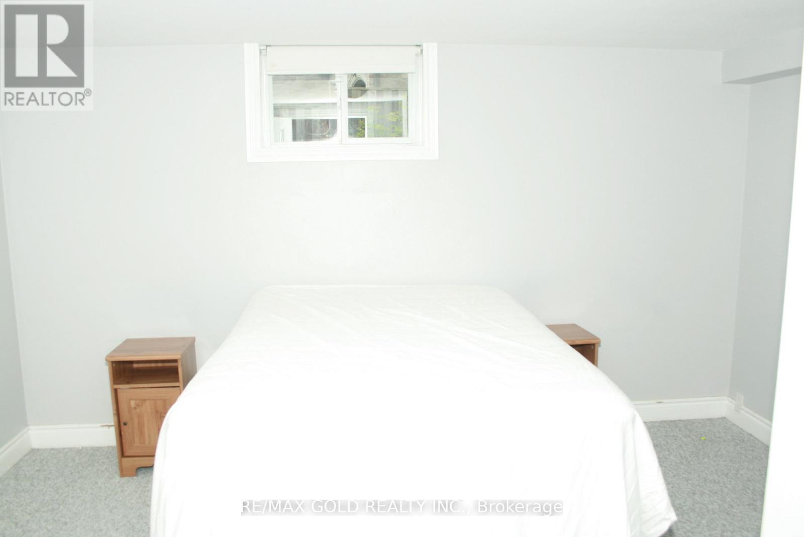 1124 Kent Avenue, Oakville, Ontario  L6H 1Z8 - Photo 14 - W13506118