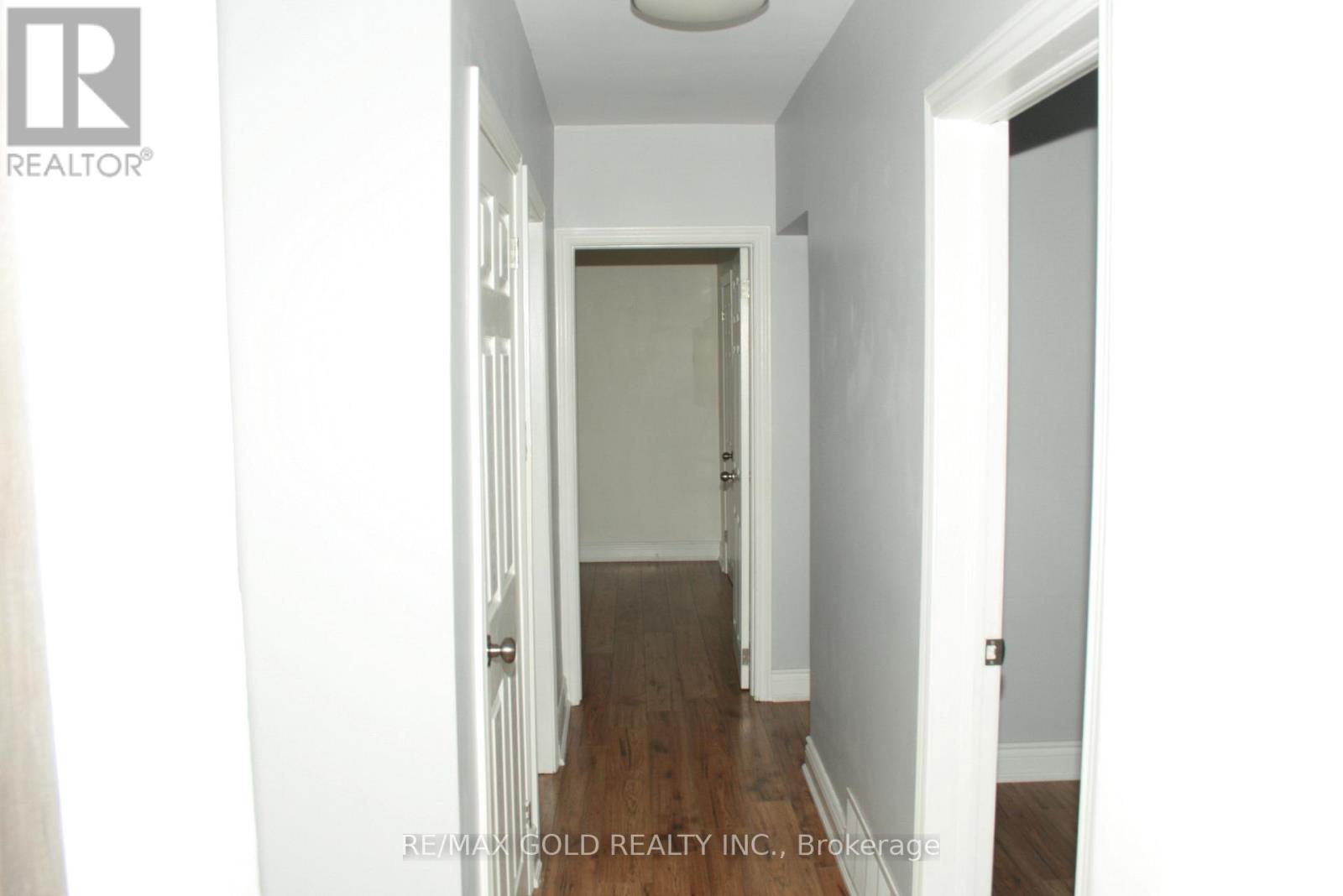 1124 Kent Avenue, Oakville, Ontario  L6H 1Z8 - Photo 9 - W13506118