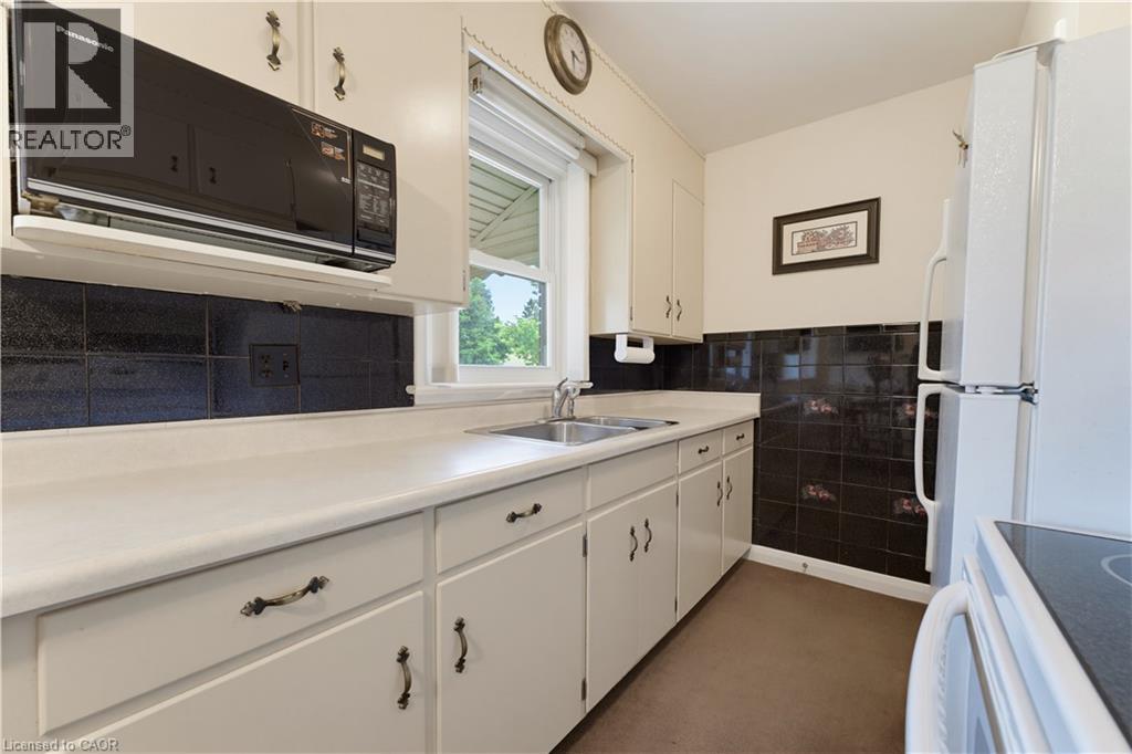 42 Highman Avenue, Cambridge, Ontario  N1R 3L7 - Photo 13 - 40840999