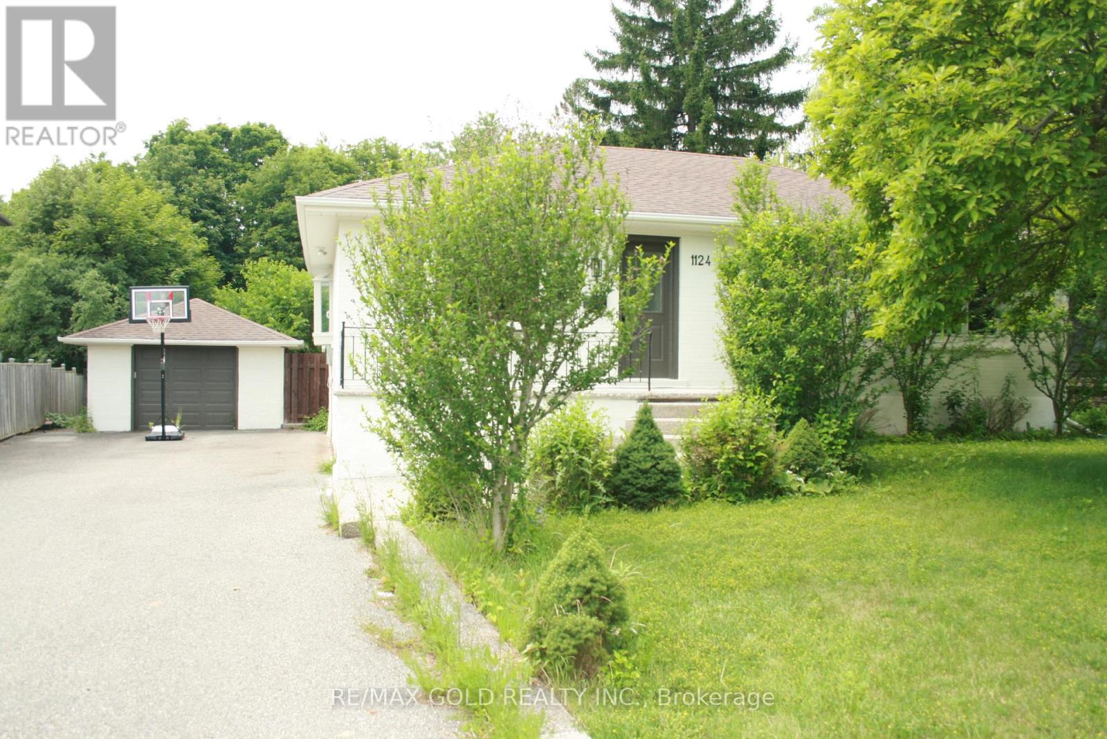1124 Kent Avenue, Oakville, Ontario  L6H 1Z8 - Photo 5 - W13506118