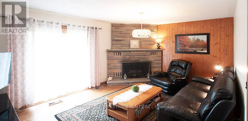 802 Phyllis Street, London South, Ontario  N6J 2Z5 - Photo 3 - X13501012
