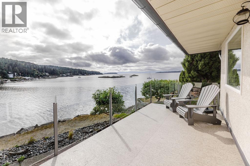 5620 Mintie Road, Halfmoon Bay, British Columbia  V7Z 1E8 - Photo 13 - R3141320
