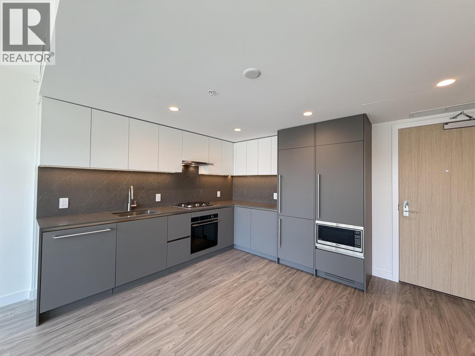 1507 2135 Springer Avenue, Burnaby, British Columbia  V5B 0C1 - Photo 2 - R3141356