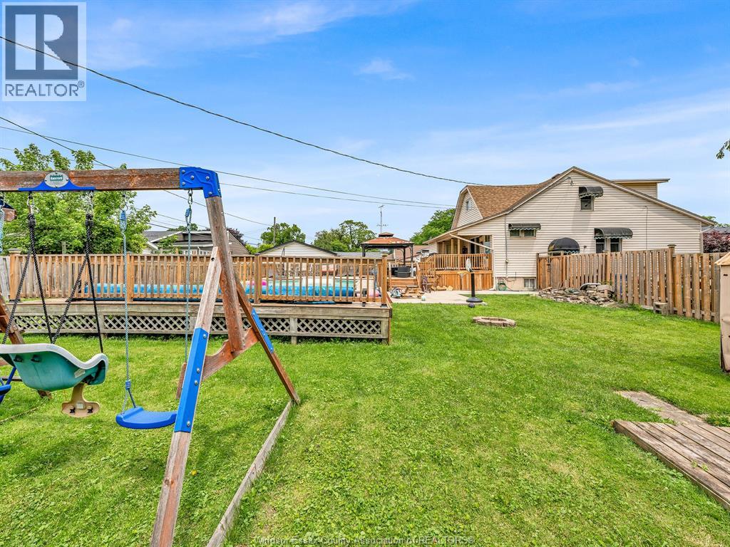 636 Stanley, Windsor, Ontario  N8X 3B2 - Photo 4 - 26015663