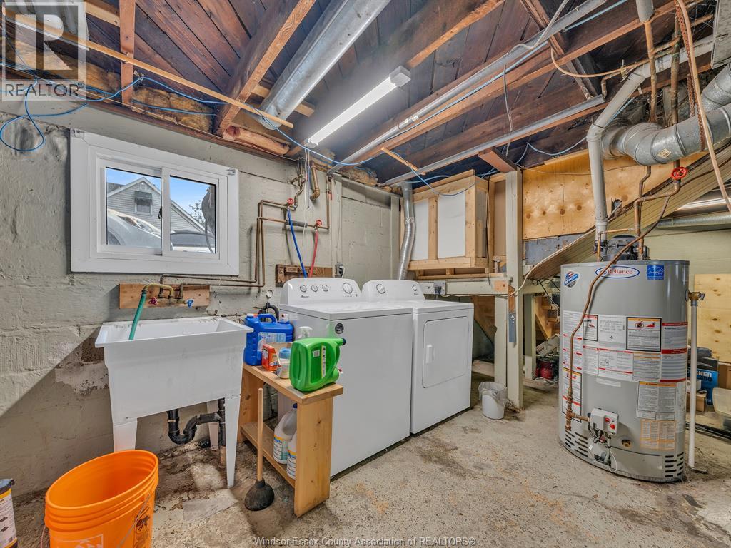 636 Stanley, Windsor, Ontario  N8X 3B2 - Photo 33 - 26015663