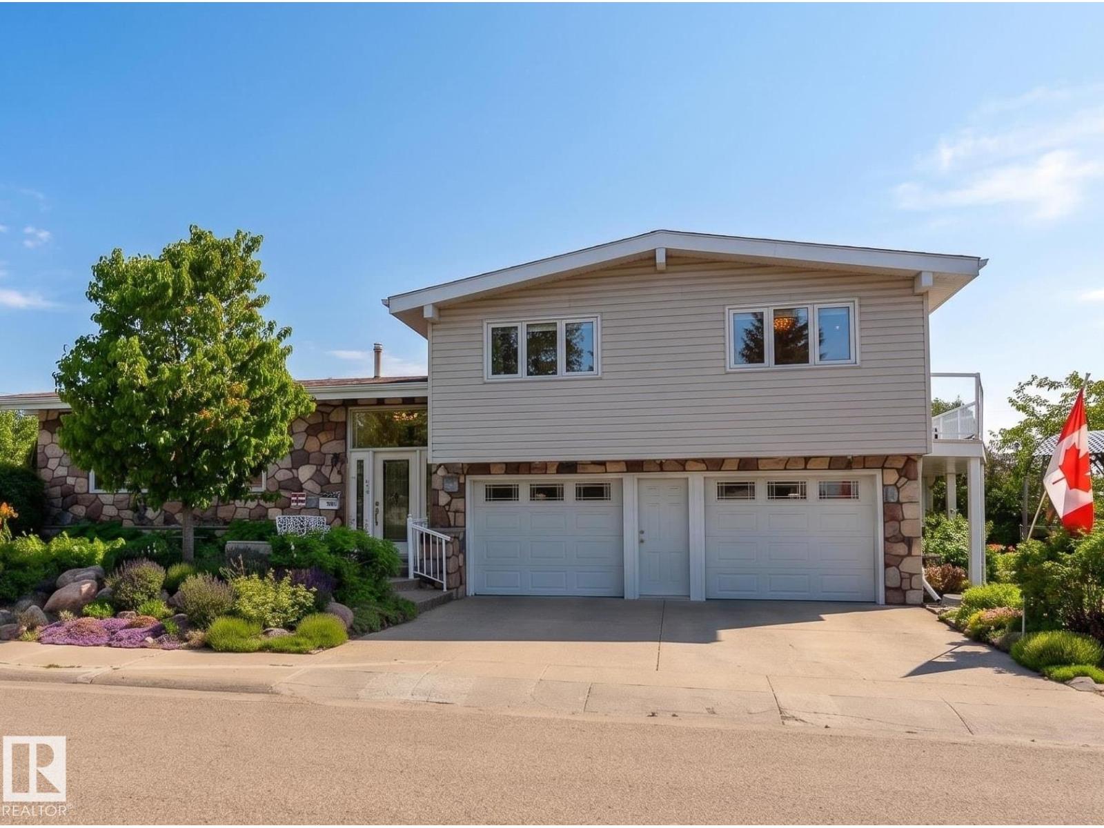 7802 132a Av Nw, Edmonton, Alberta  T5C 2C4 - Photo 1 - E4496399