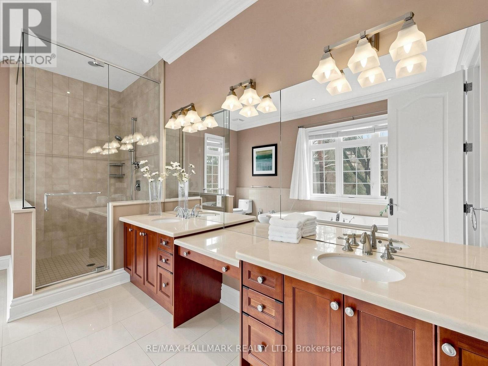 11 Cranborne Chase, Whitchurch-Stouffville, Ontario  L4A 0C6 - Photo 19 - N12953598