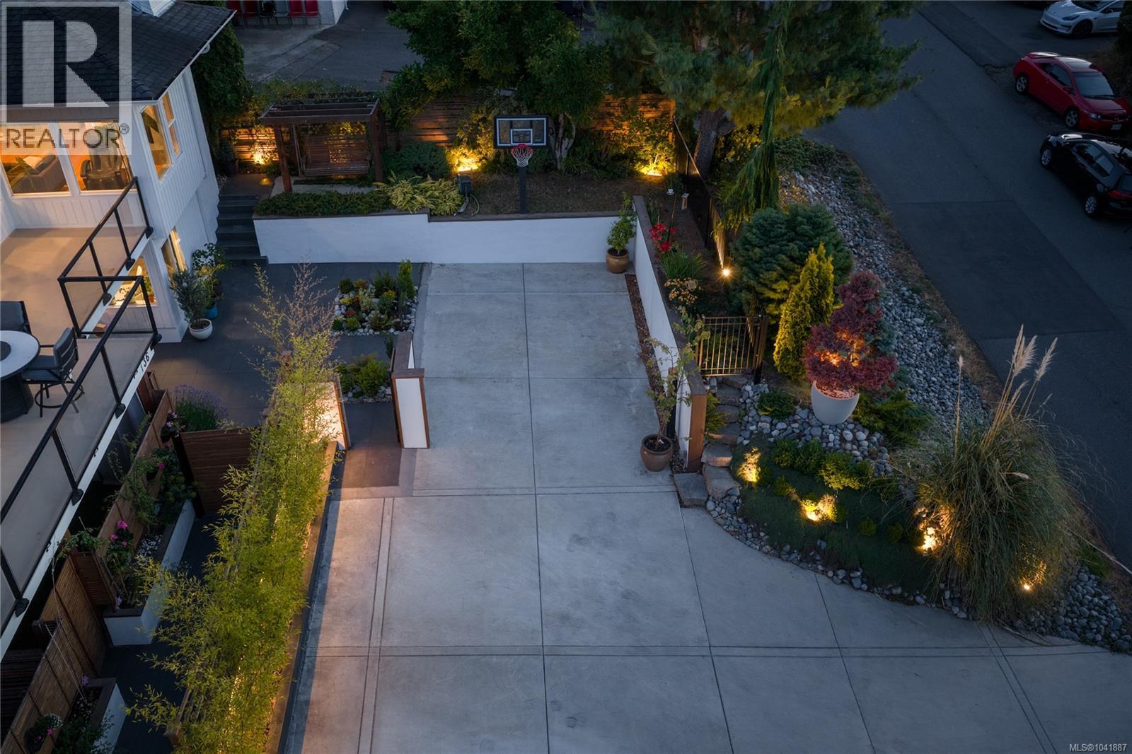 Listing image 64