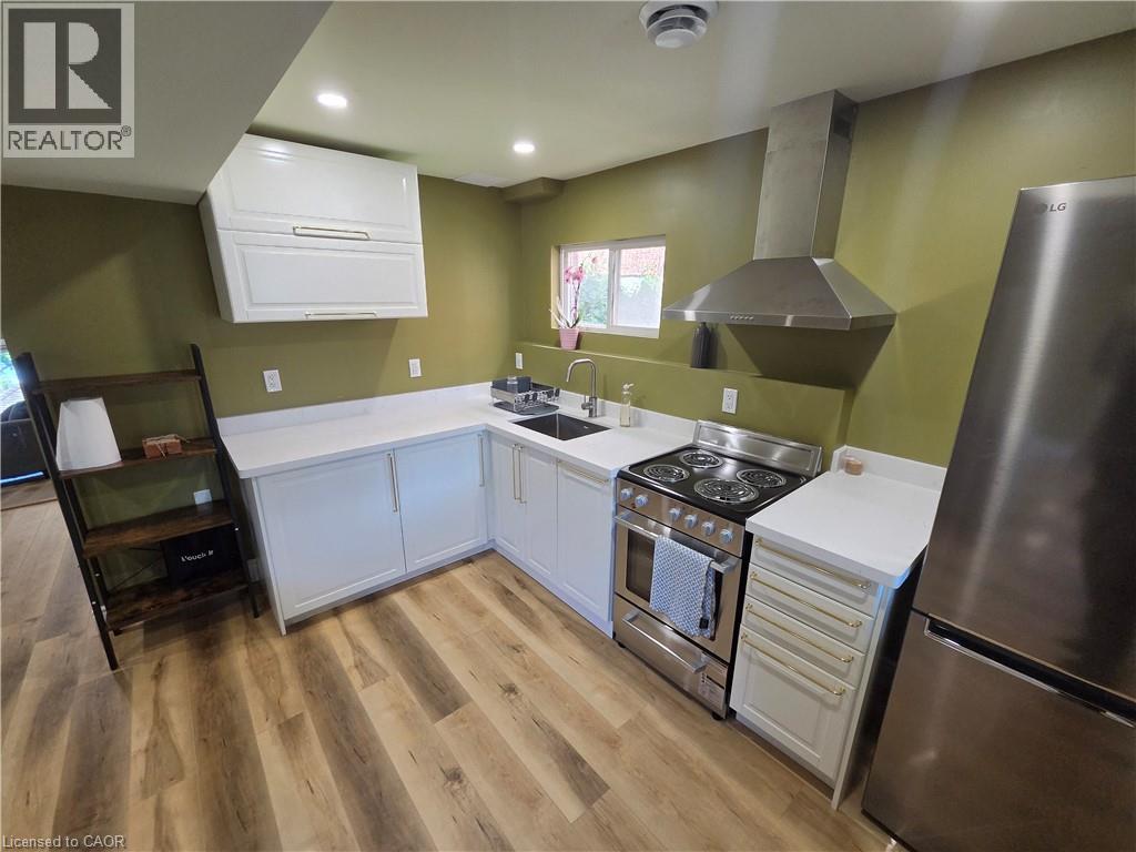 709 Windflower Crescent, Kitchener, Ontario  N2E 4B3 - Photo 10 - 40844152