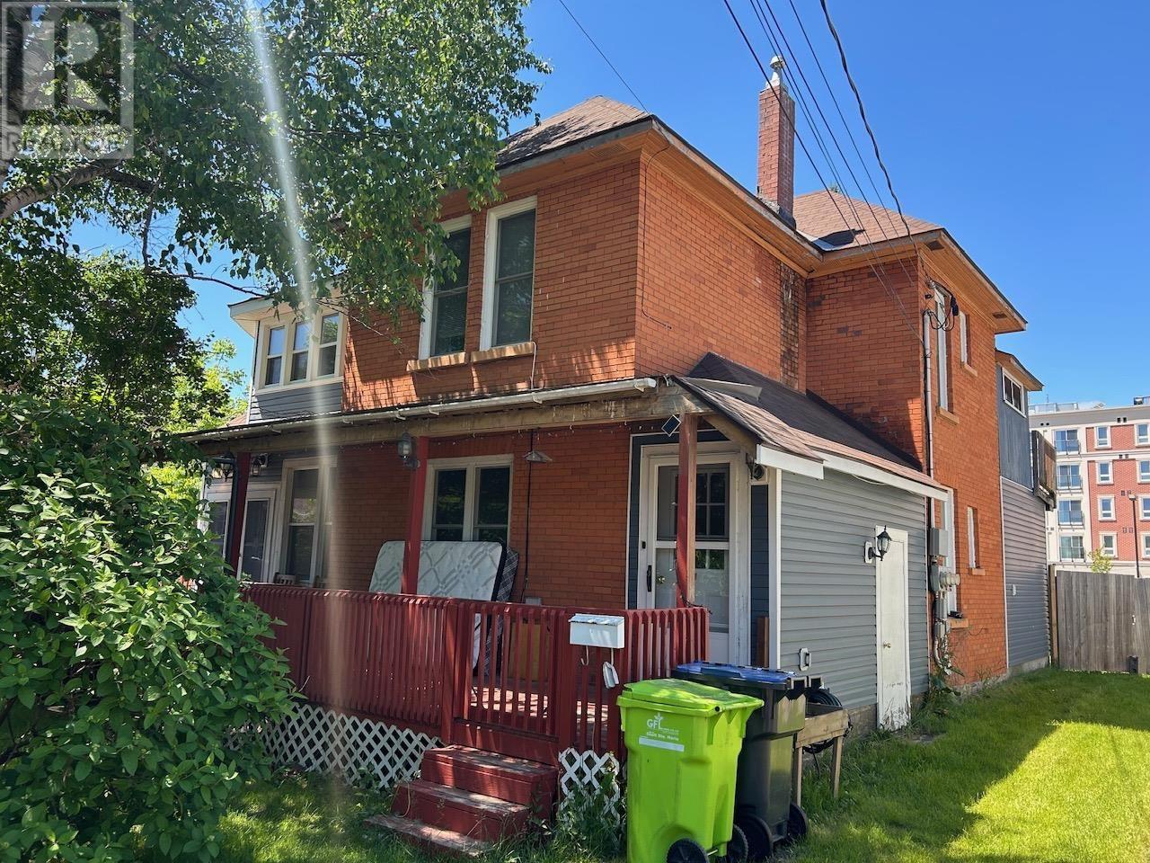 121 Church St, Sault Ste. Marie, Ontario  P6A 3H6 - Photo 2 - SM261595