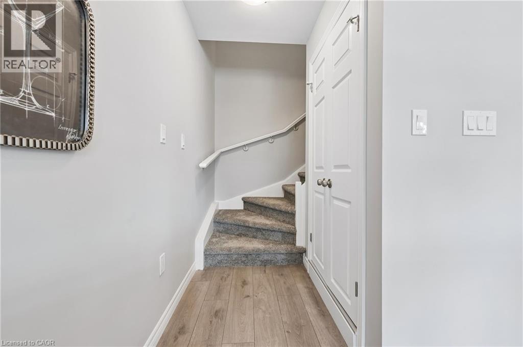 9 Lomond Lane, Kitchener, Ontario  N2R 0T6 - Photo 32 - 40844245