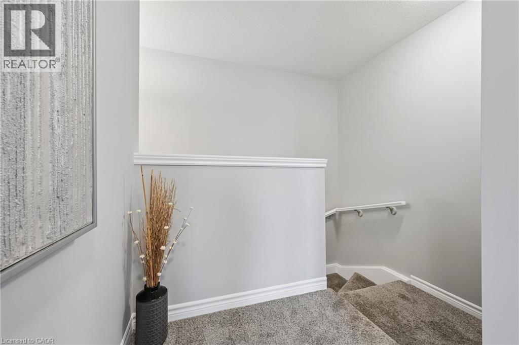 9 Lomond Lane, Kitchener, Ontario  N2R 0T6 - Photo 34 - 40844245