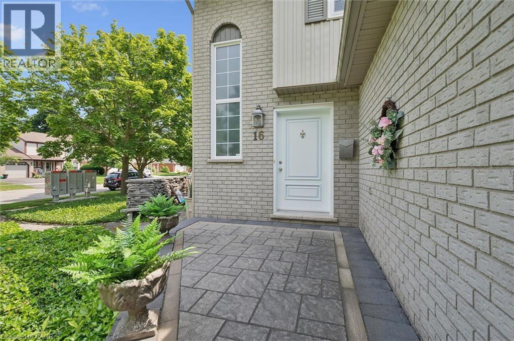 16 Manitoulin Crescent, Kitchener, Ontario  N2A 3J4 - Photo 7 - 40842278