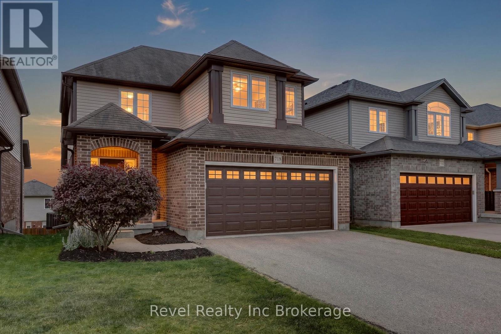 718 Frontenac Crescent, Woodstock, Ontario  N4V 0B1 - Photo 1 - X13505876