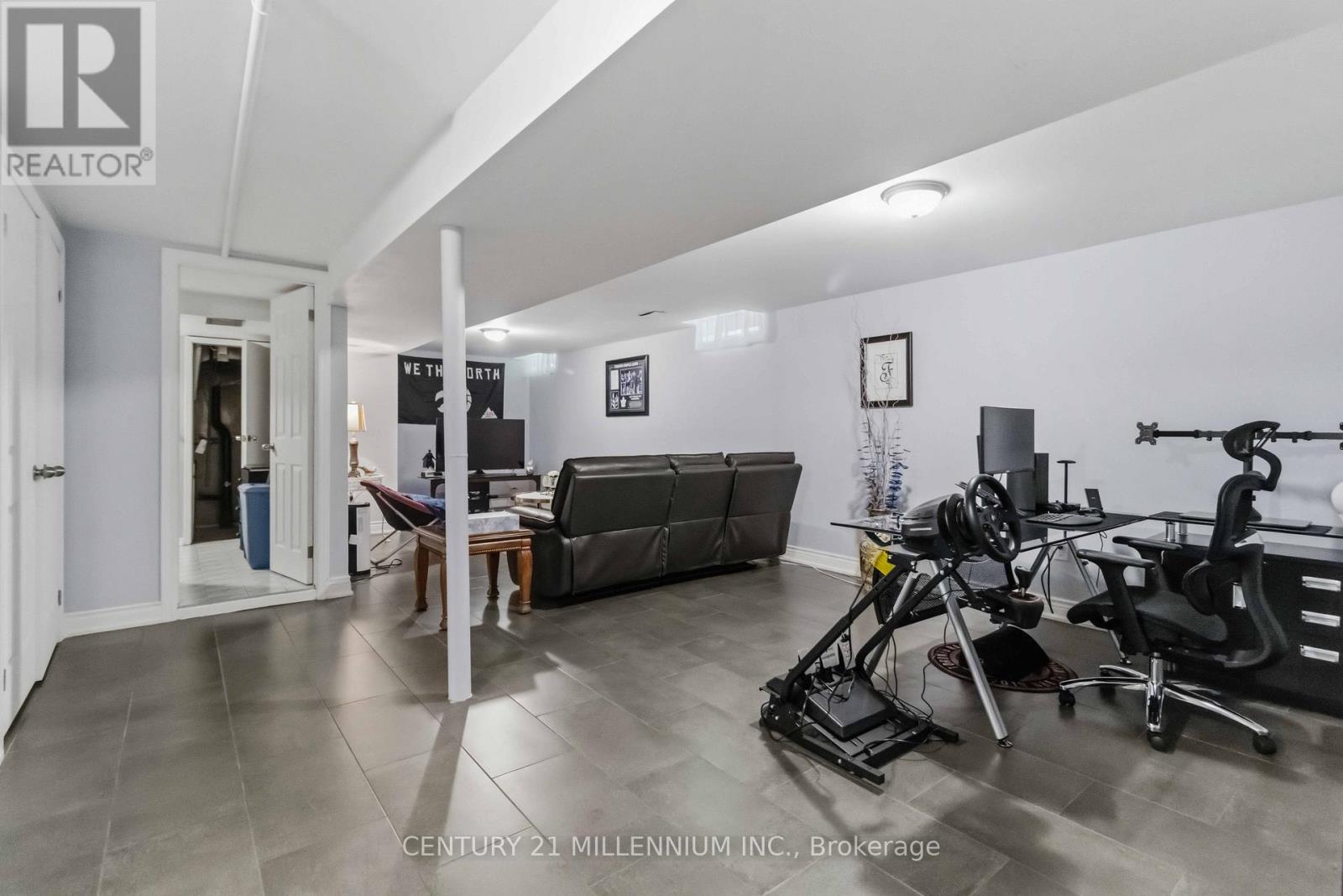 83 Sunforest Drive, Brampton, Ontario  L6Z 2W3 - Photo 33 - W13501838