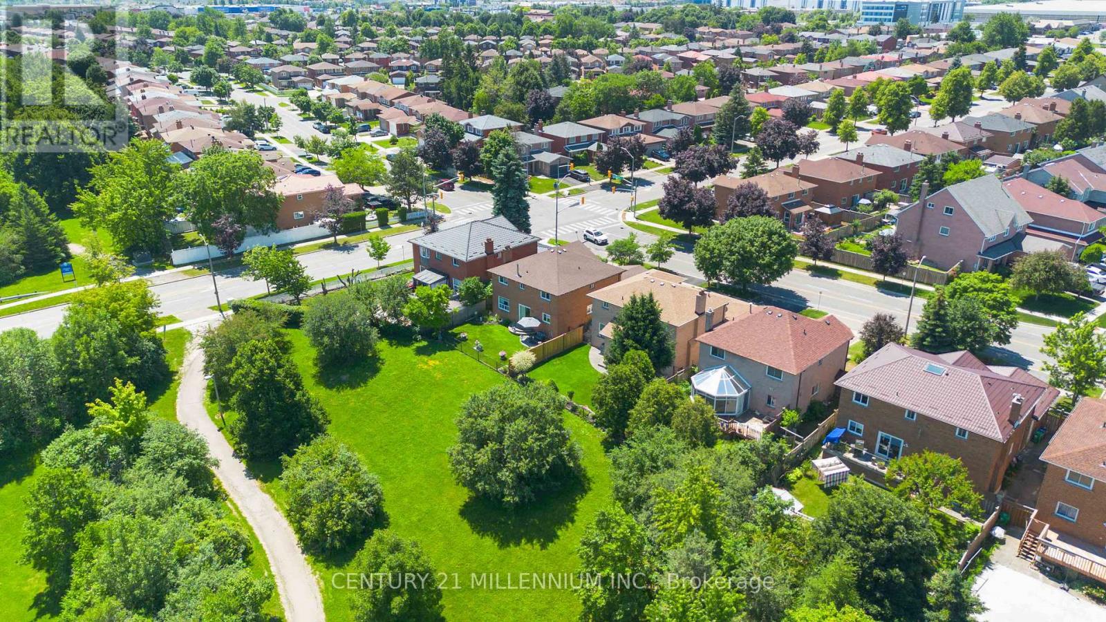 83 Sunforest Drive, Brampton, Ontario  L6Z 2W3 - Photo 41 - W13501838