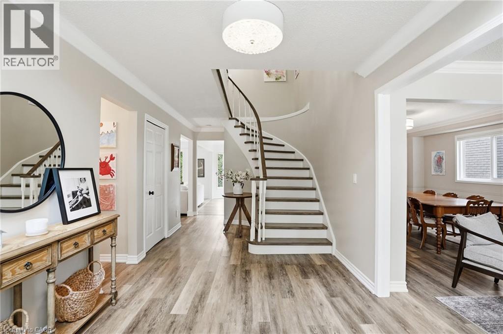 92 Jerome Park Drive, Dundas, Ontario  L9H 6H3 - Photo 4 - 40844131
