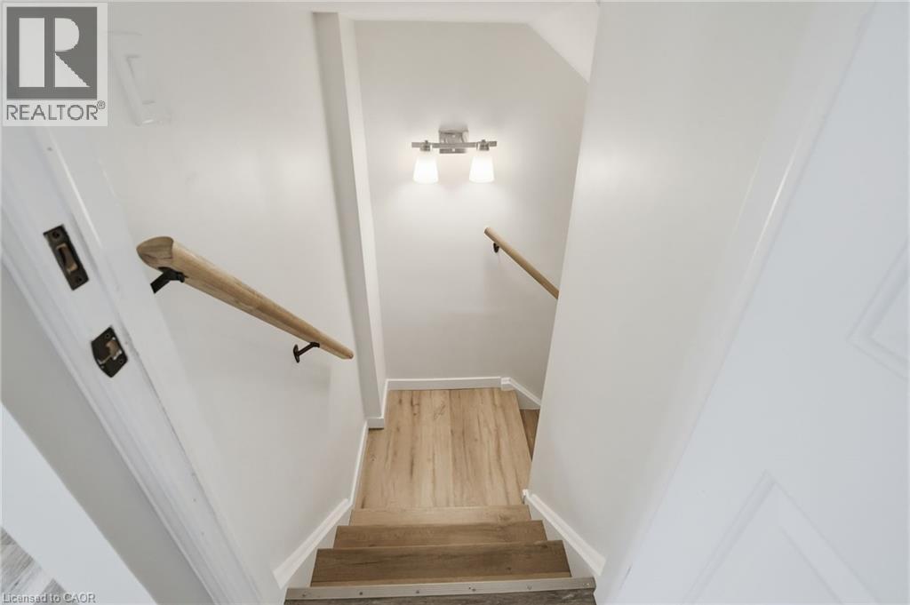 92 Jerome Park Drive, Dundas, Ontario  L9H 6H3 - Photo 29 - 40844131