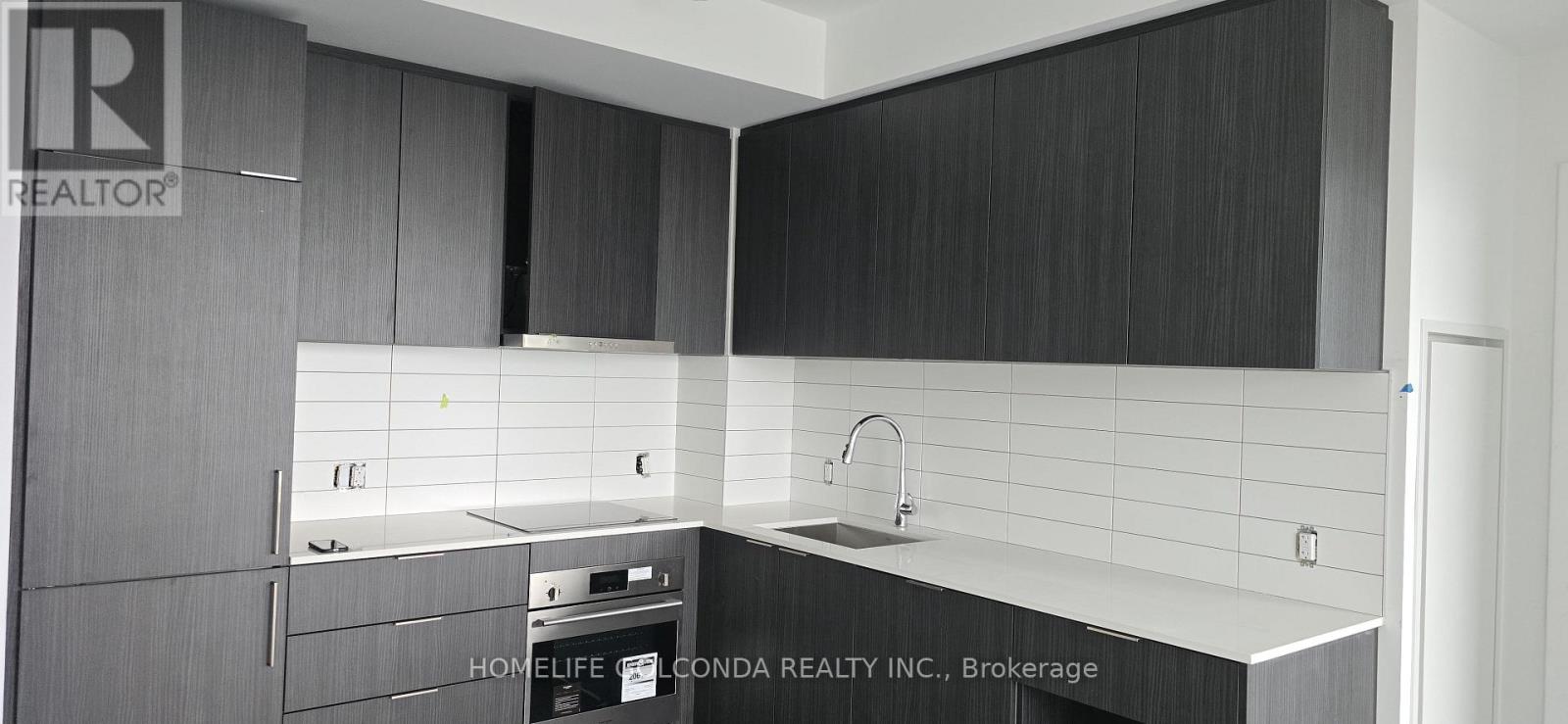 8 Olympic Grd. Drive, Toronto, Ontario  M2M 0B9 - Photo 4 - C13506128