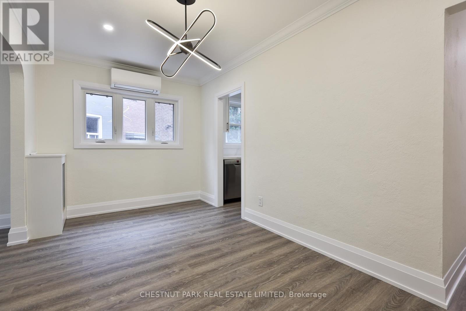 Main - 4 Oriole Crescent, Toronto, Ontario  M5P 1L5 - Photo 7 - C13506146