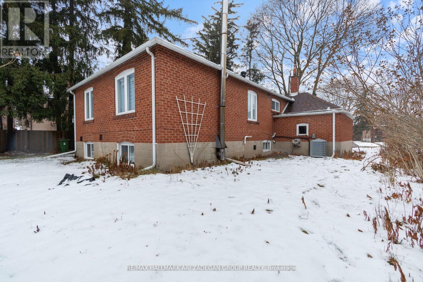 Main - 39 Laurelcrest Avenue, Toronto (Clanton Park), Ontario  M3H 2A7 - Photo 22 - C13506232